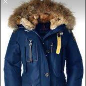 Parajumper- zipper needs to be replaced